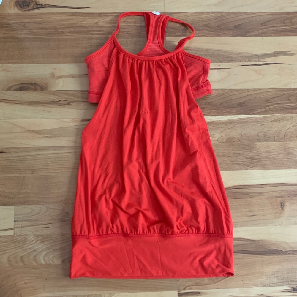 Lululemon top